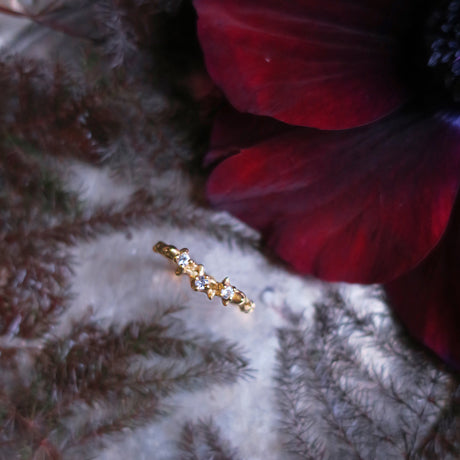 sleeping beauty w. sapphires ring