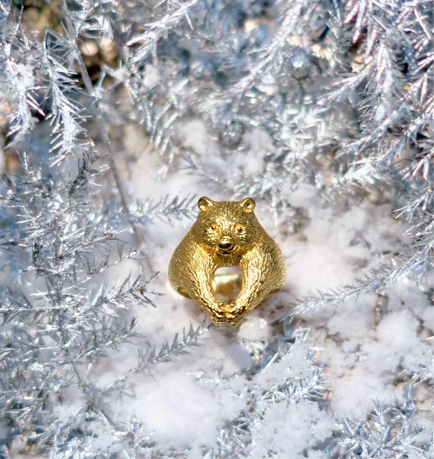 Hug bear ring/ gold