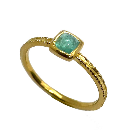 «Semita» emerald ring/ gold