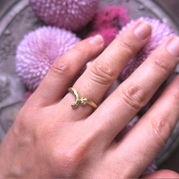 Cat Tail & Paw Ring/ gold