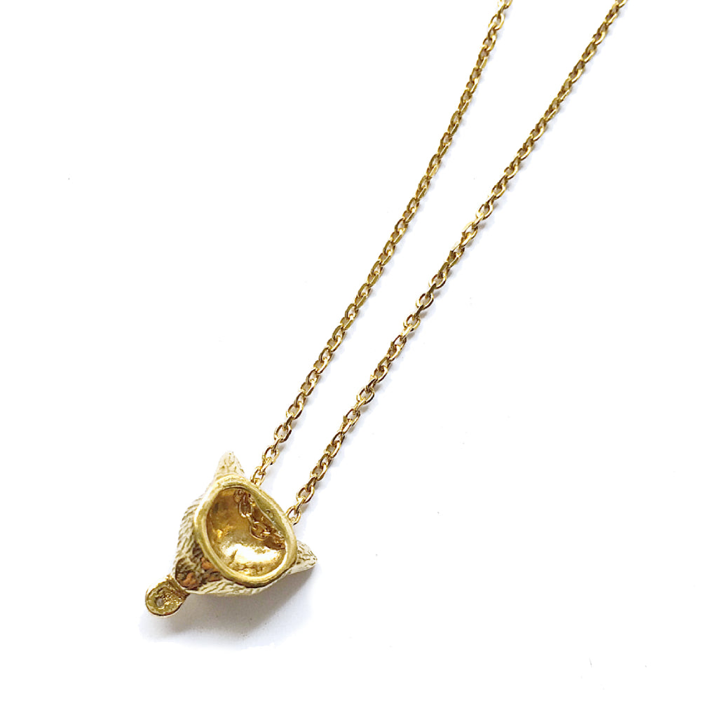 "kennedy" Cat Necklace/ gold