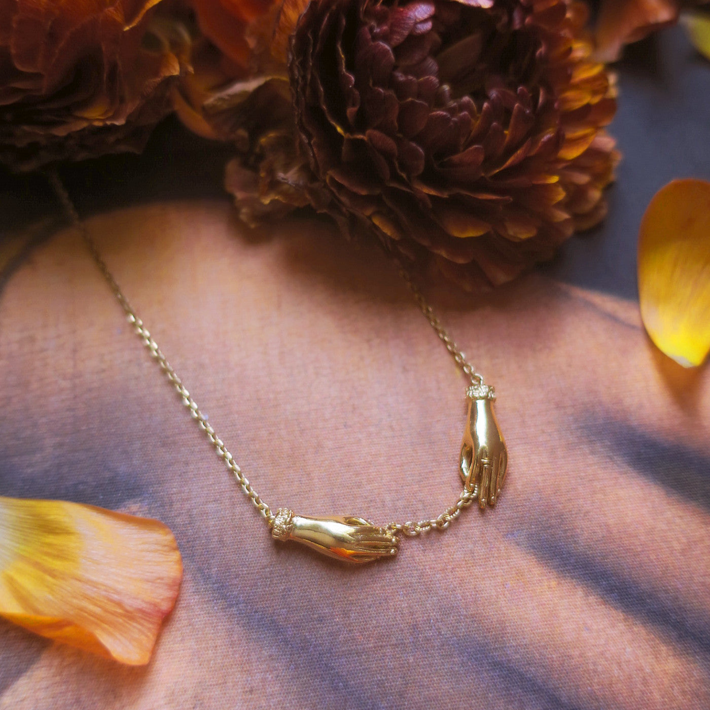 "Les mains"  Hands Necklace/ gold