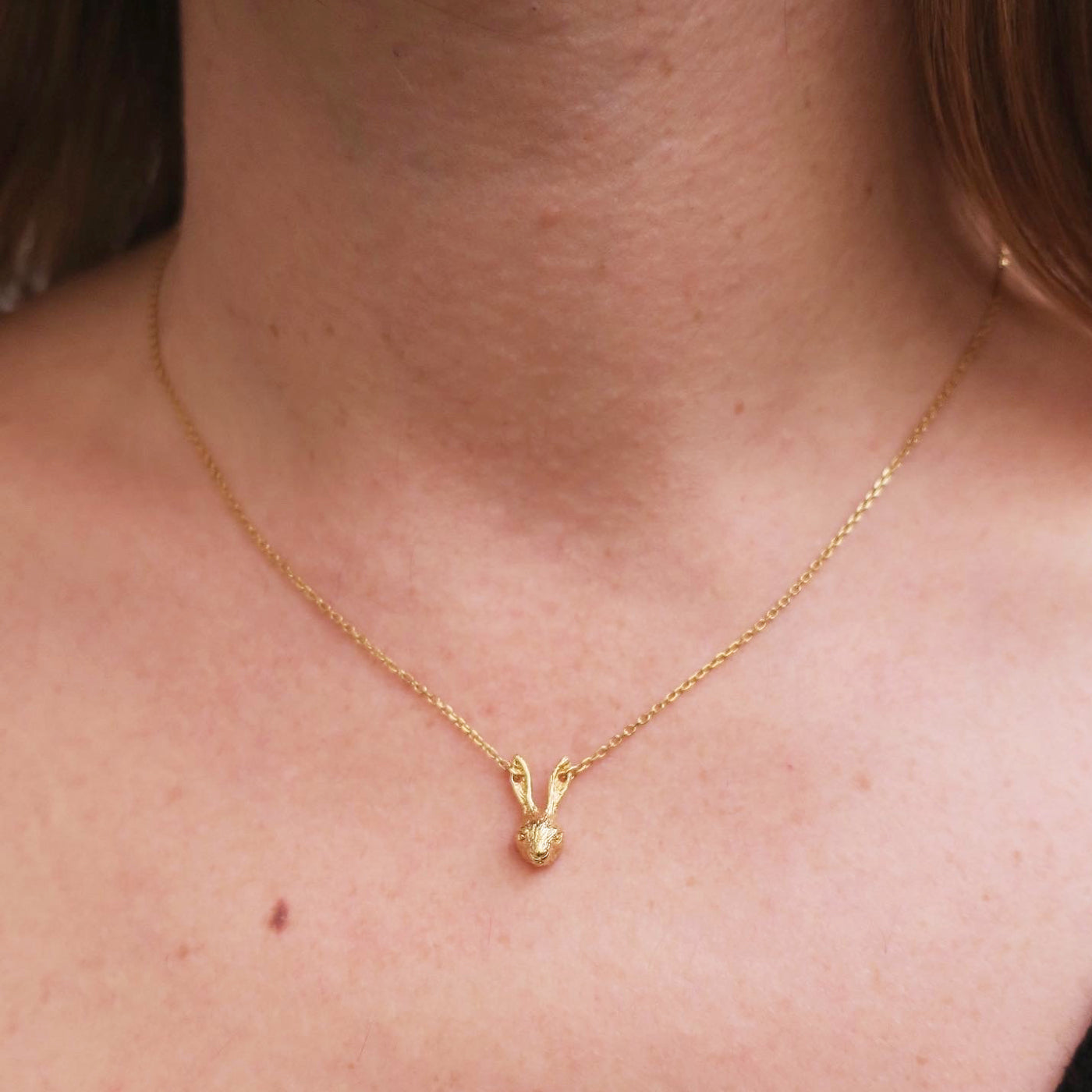 ウサギモチーフ ネックレス ゴールド｜アニマルジュエリー・パリ制作