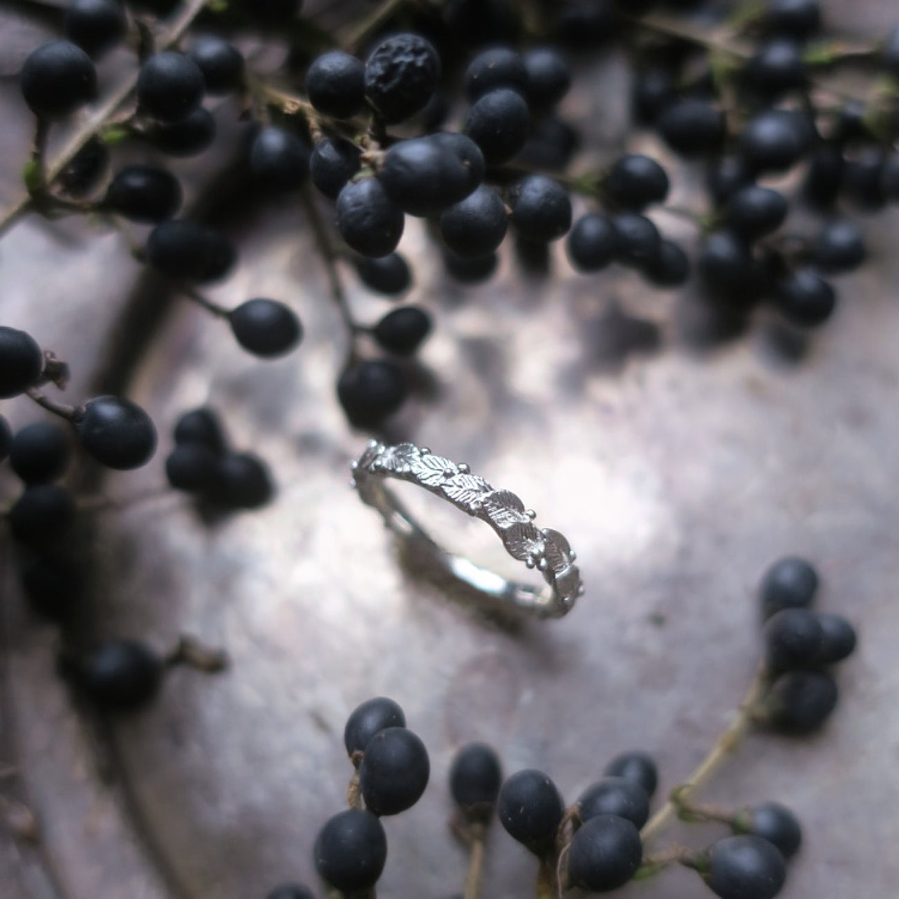 La Rosée Botanical Ring Silver – Hand-crafted Leaf & Dew Drop