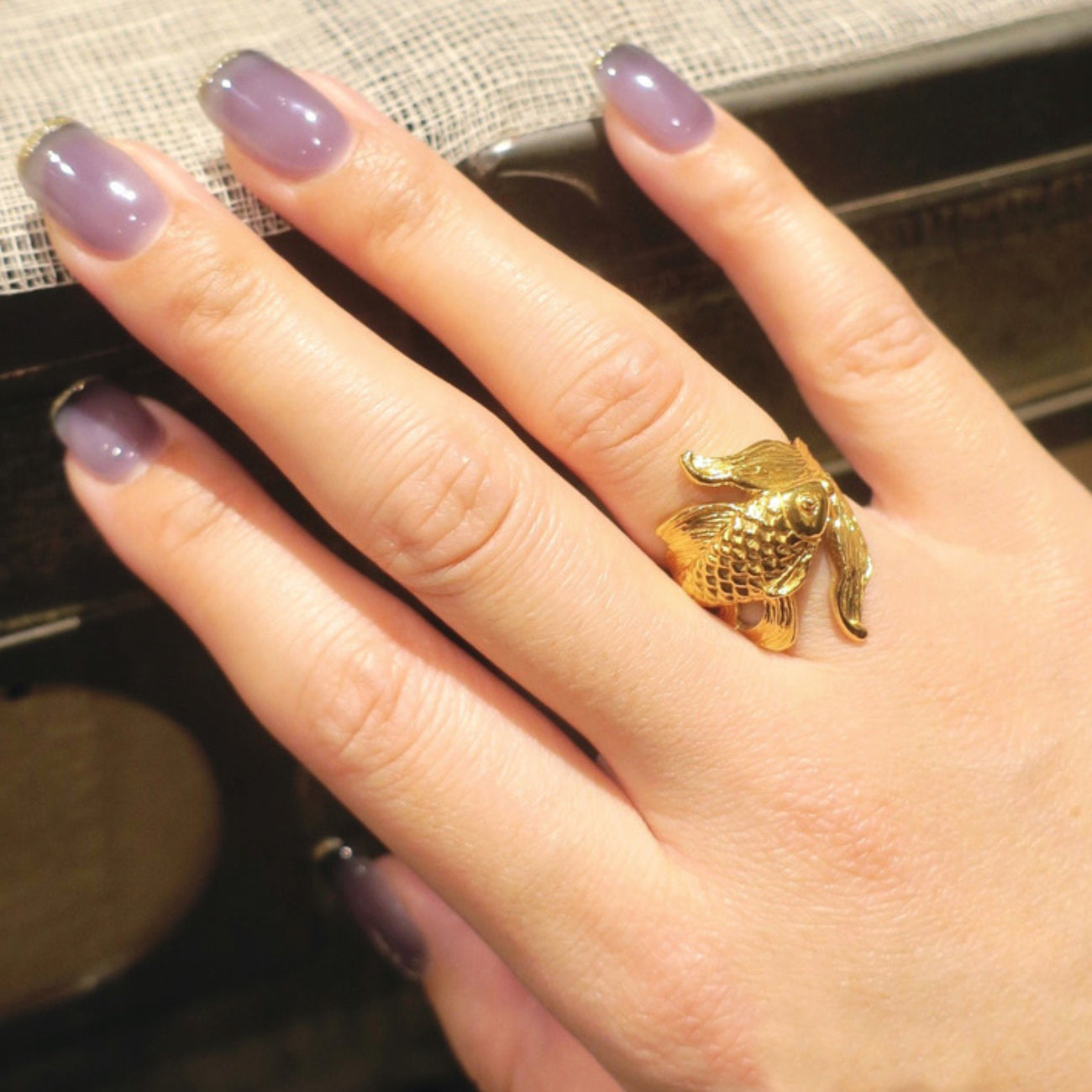 Goldfish ring in 18K gold-plated silver 925 worn on hand, Art Nouveau inspired animal jewelry