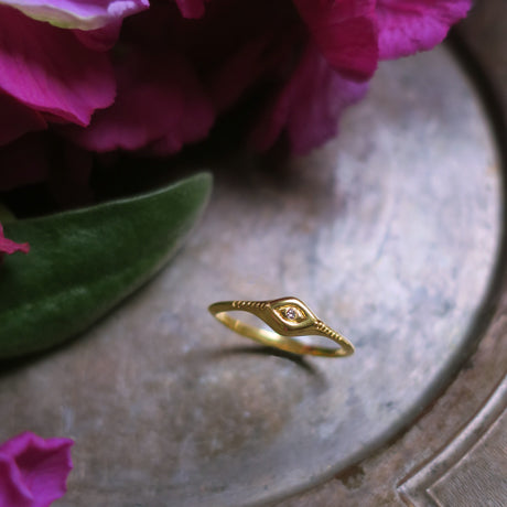 eye ring brown diamond/ gold