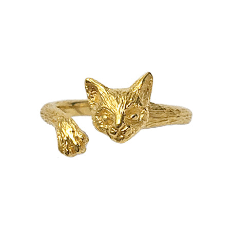 Gold cat face ring with a sculpted feline head and extended paw, handcrafted in 18K gold-plated sterling silver. Detailed fur texture and hidden paw pad engraving showcase Parisian artisanal jewelry craftsmanship.