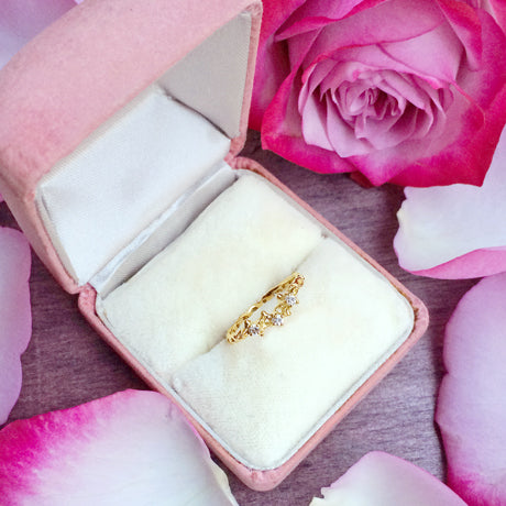 sleeping beauty w. sapphires ring