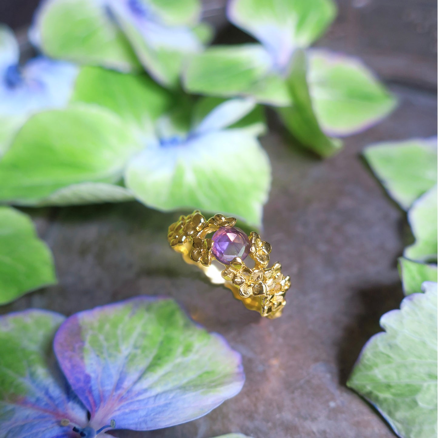 Hortensias ring / gold